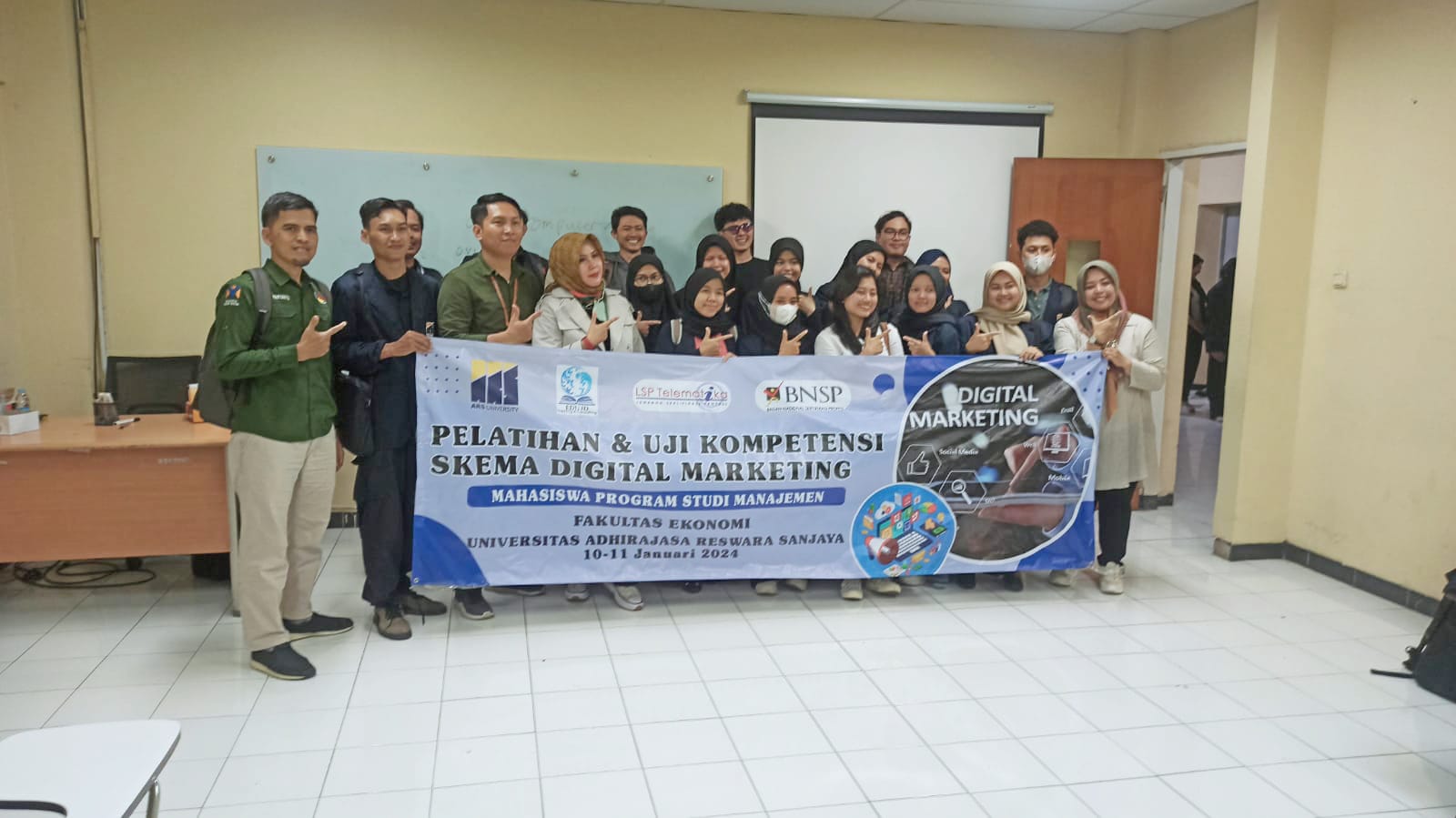 Sertifikasi Uji Kompetensi Digital Marketing ARS University 110124