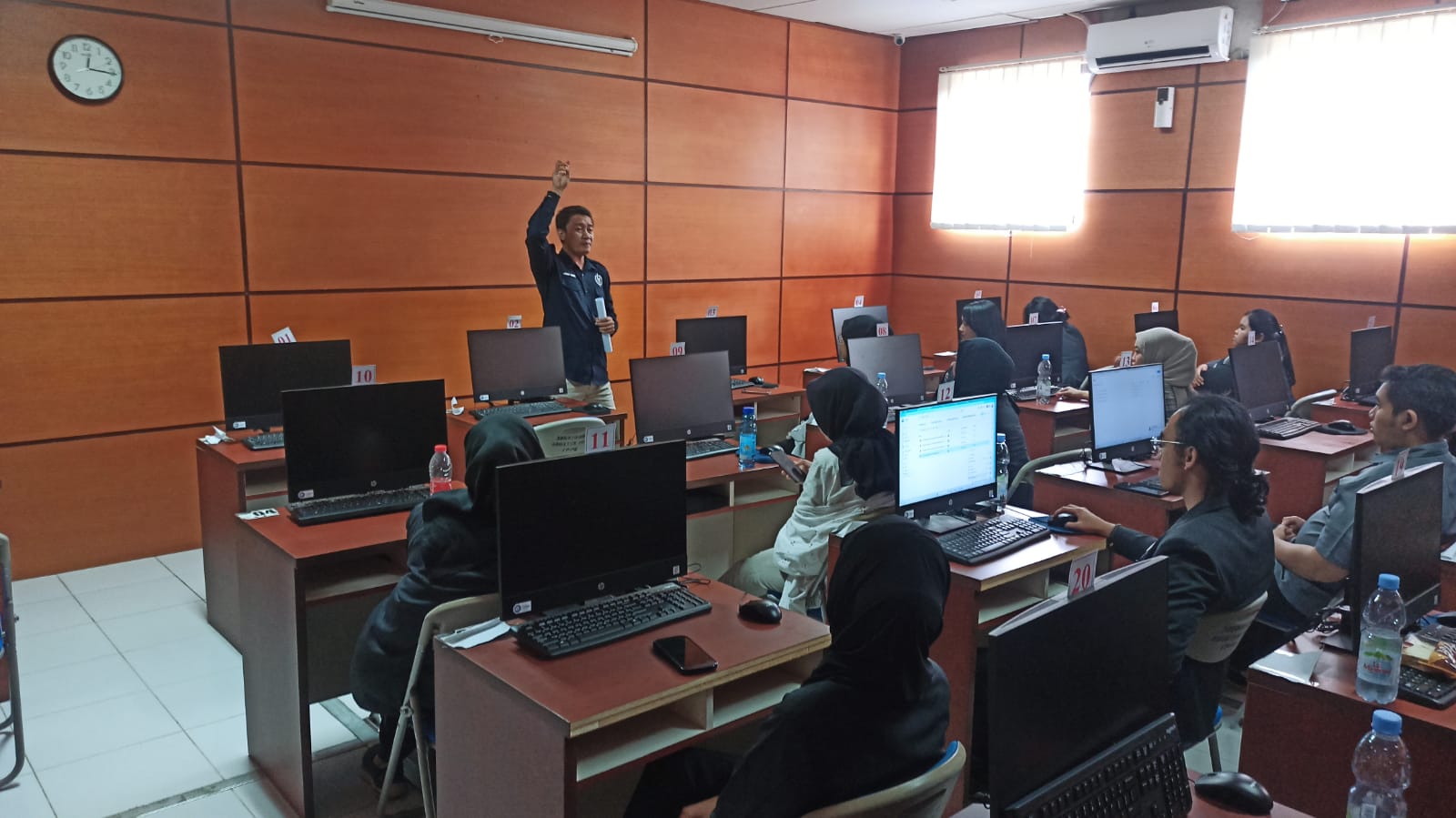 Peserta pelatihan di ARS University